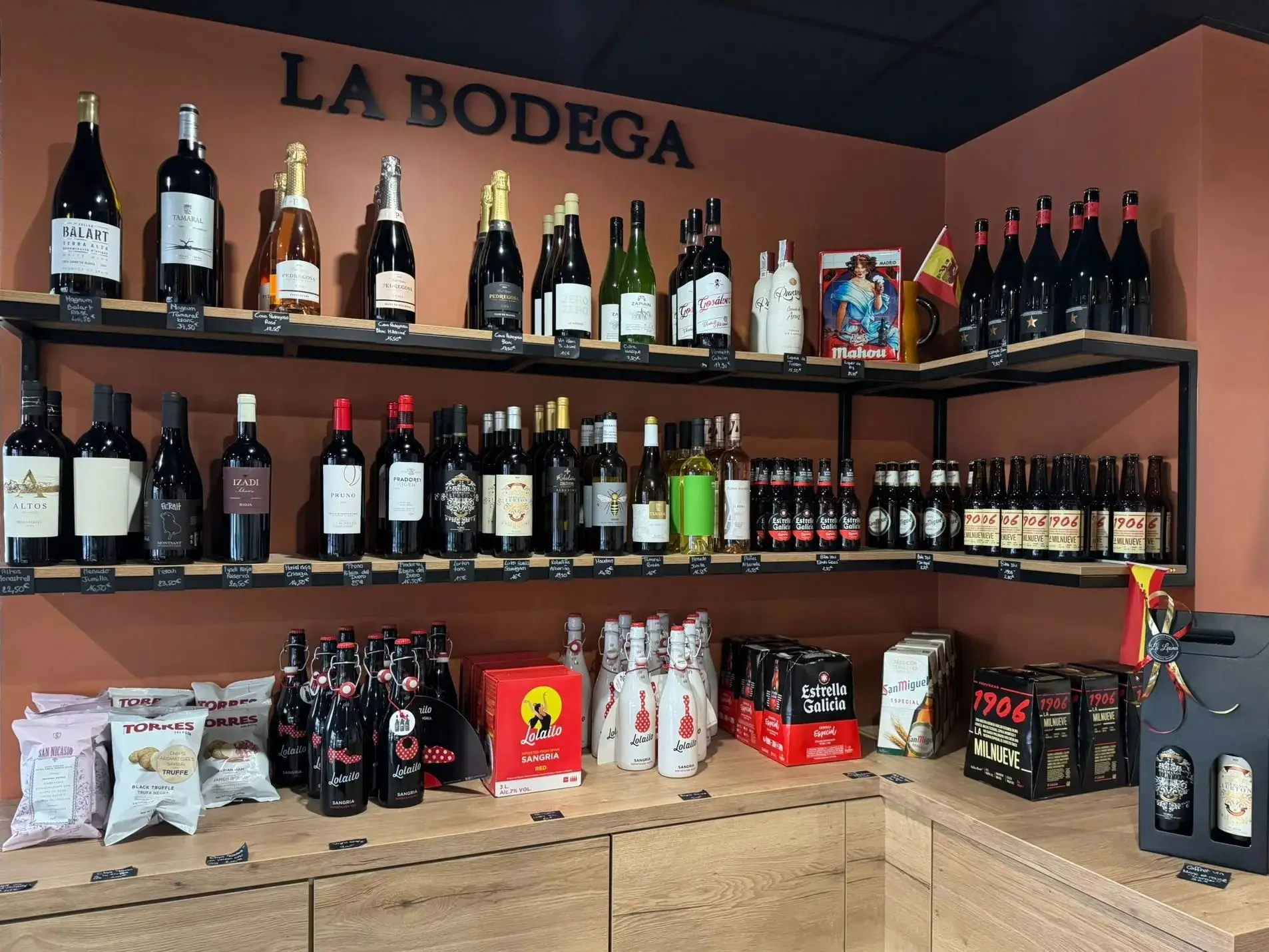 Sélection vins espagnols Rioja Cava bio et bières importées Bodega La Leona